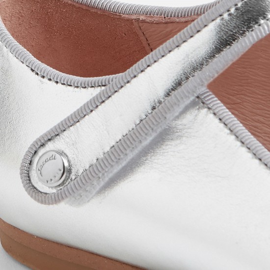Girl glazed leather Mary Janes