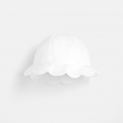 Girl scalloped bucket hat