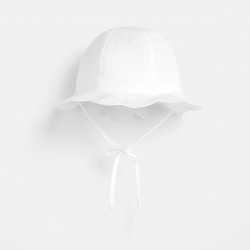 Baby girl scalloped hat