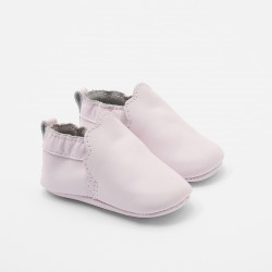 Baby girl leather booties