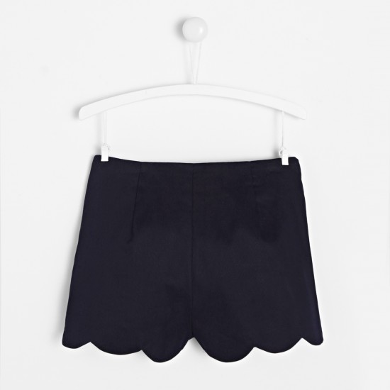 Girl scalloped shorts
