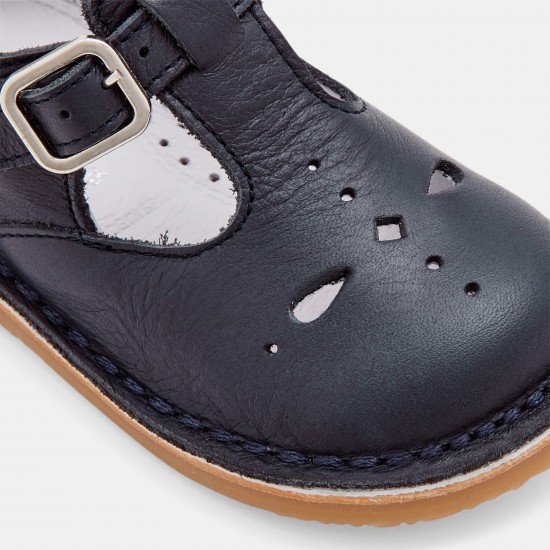 Unisex smooth leather T-strap shoes