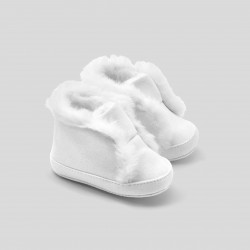 Baby girl fur-lined booties