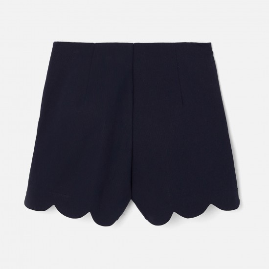 Girl scalloped shorts