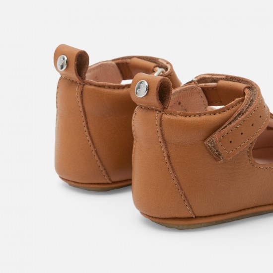 Baby girl flexible T-strap shoes