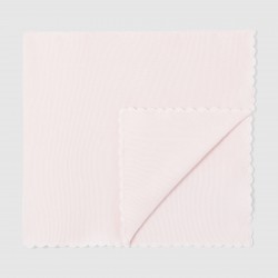 Scalloped blanket