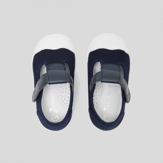 Baby canvas sandals