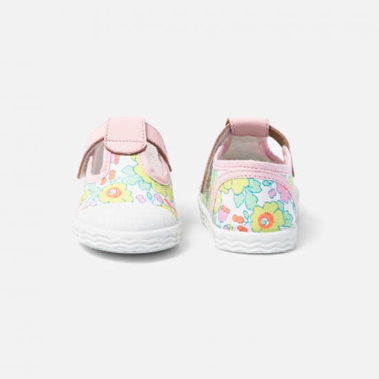 Baby girl canvas sandals
