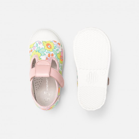 Baby girl canvas sandals
