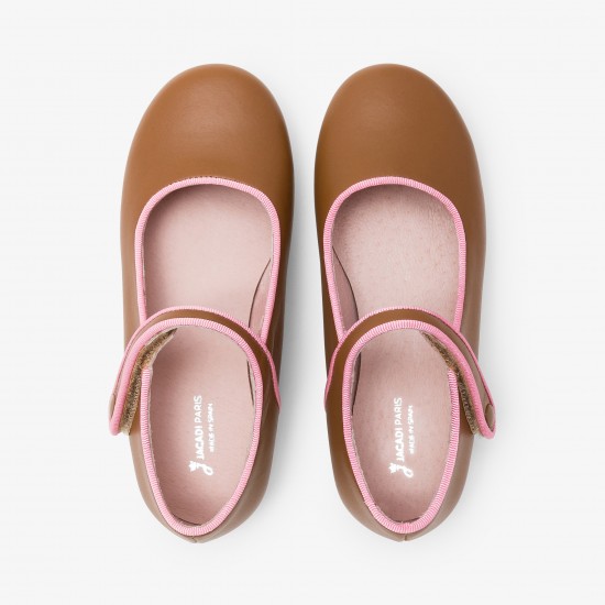 Girl patent leather babies